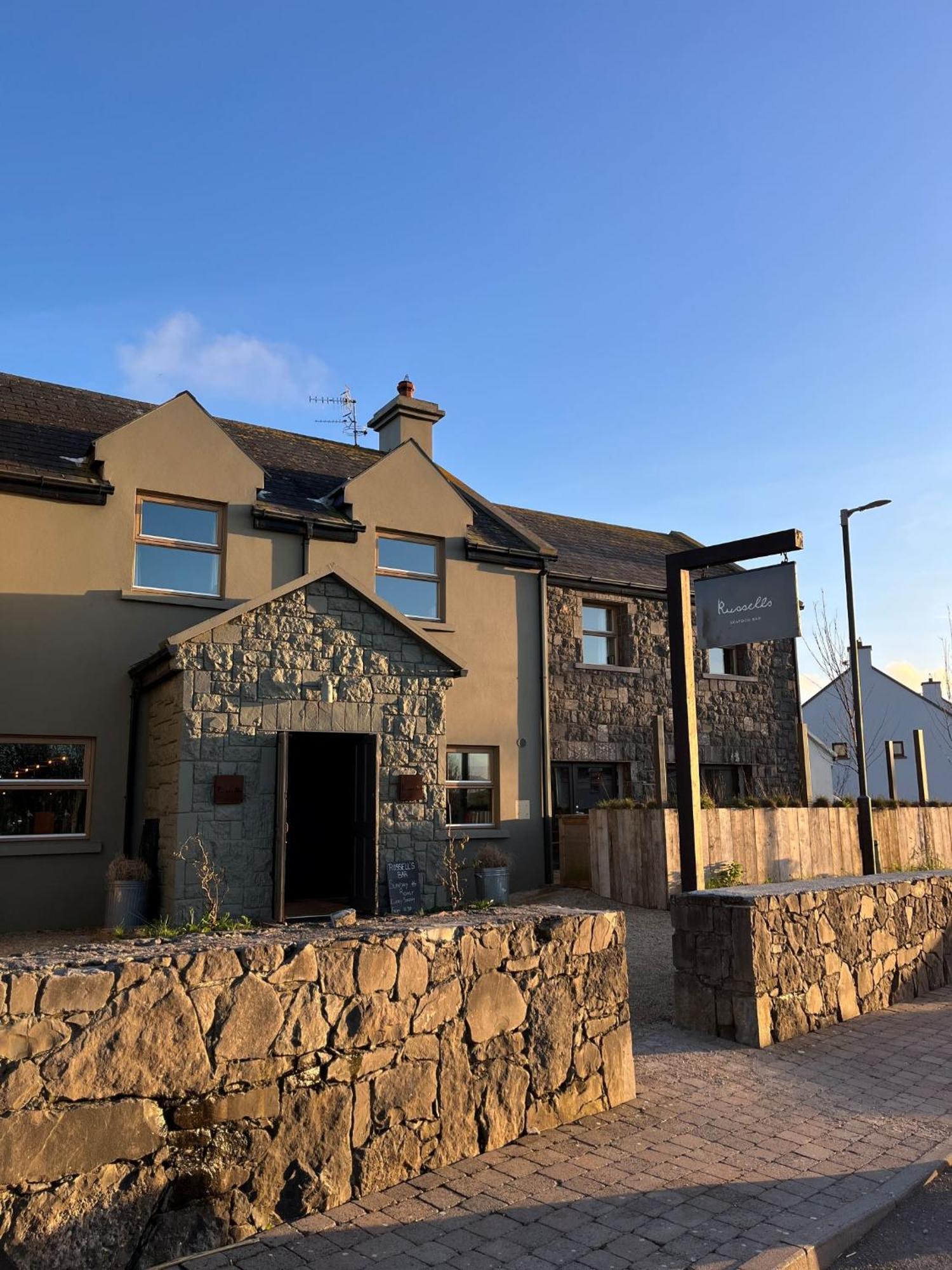 Fiddle + Bow Hotel Doolin Buitenkant foto